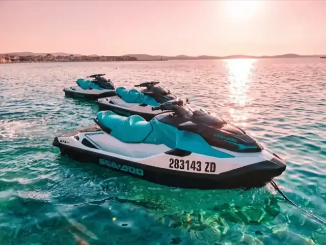 Jet Ski (Sea-Doo GTX)